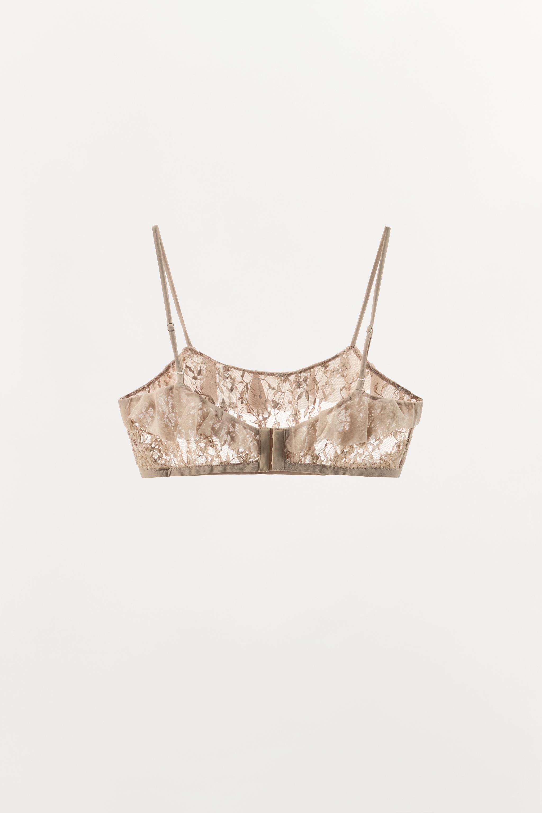 RUFFLED LACE BRA